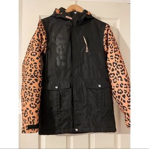 Neff black cheetah-sleeve ski jacket